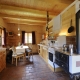 So sehen die gmiatlichen Küchen mit altem Ofen im Landgut Moserhof aus