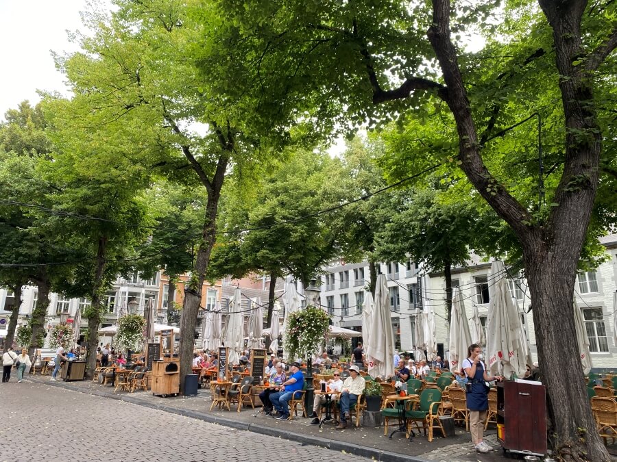 Niederlande-mit-Kindern-Maastricht-Cafes-Susanne-Hoffmeister