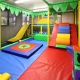 Perfekt für kleine Abenteurer: Der Indoor-Soft-Play-Bereich