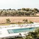 Vom Pool der Masseria Prosperi aus habt Ihr einen Wahnsinnsblick auf die schöne Landschaft Apuliens