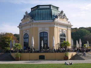 Kleine Mädchentraüme werden wahr im Schloß Schönbrunn